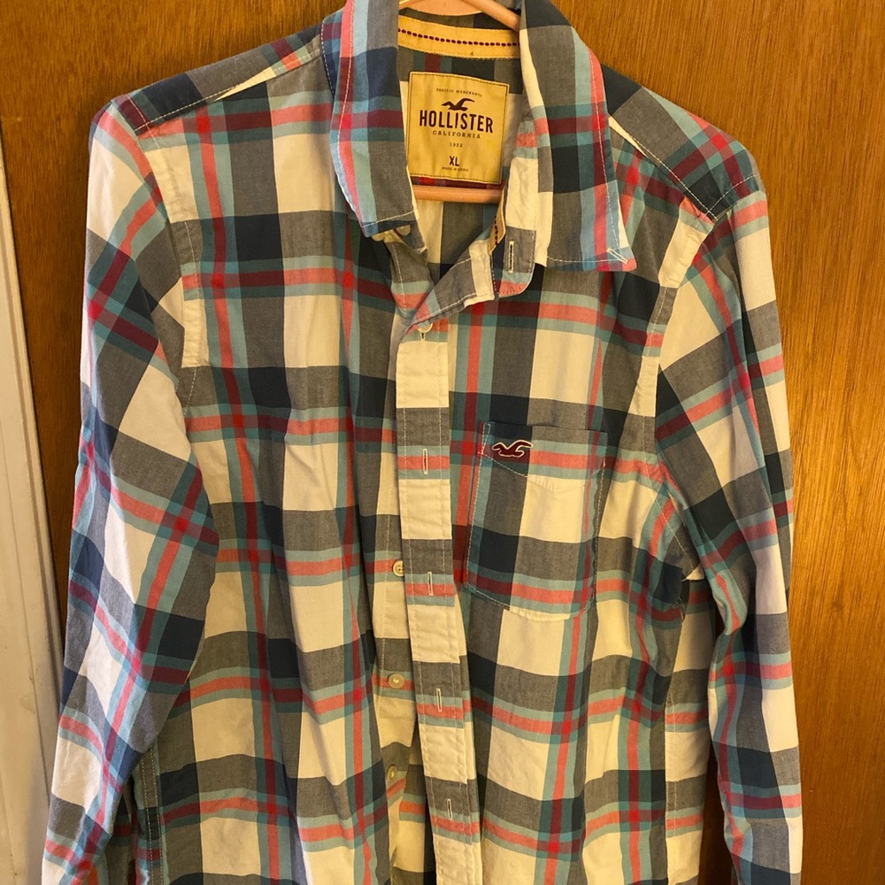 Hollister button down